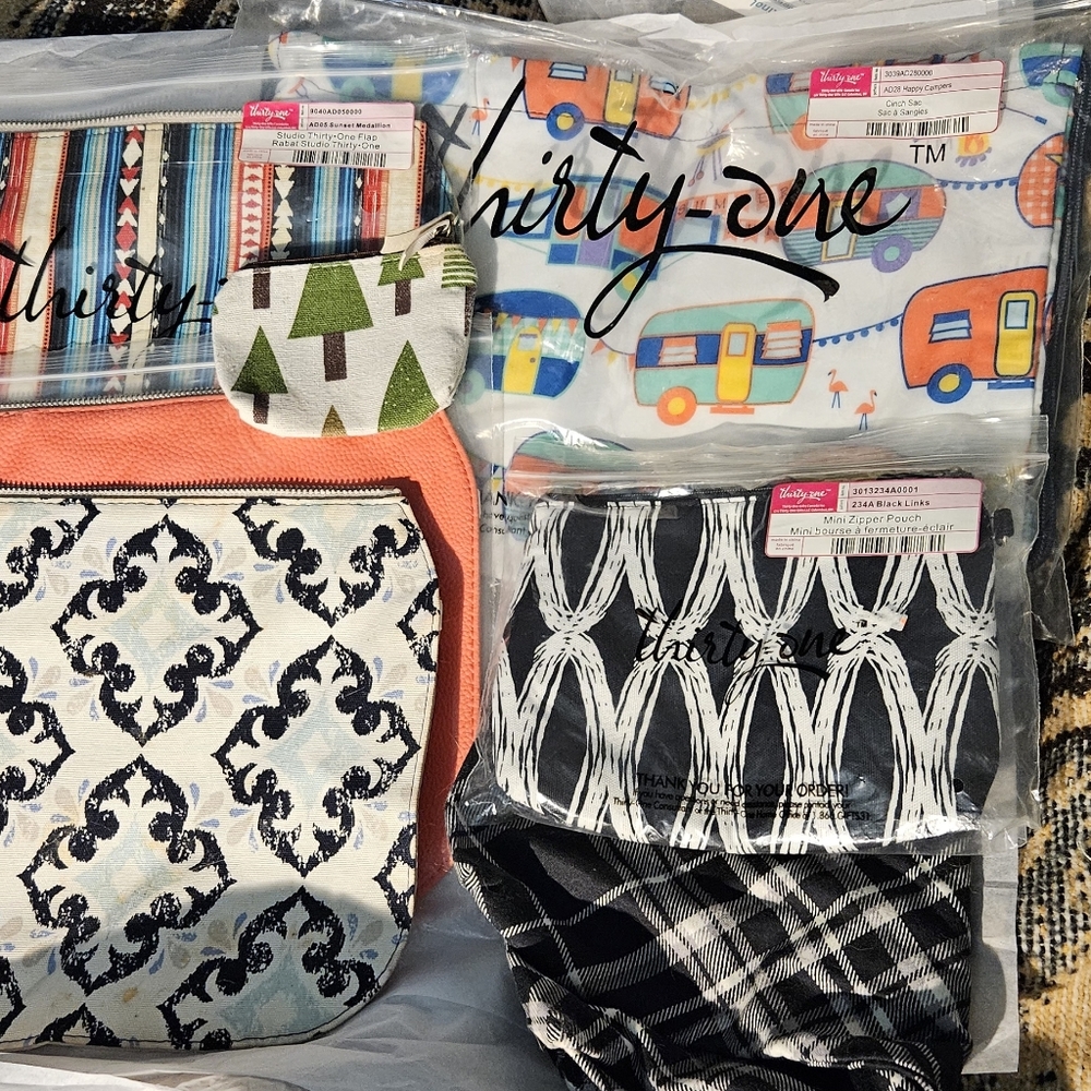 Thirty-One Assorted Patterned Bags - image 1